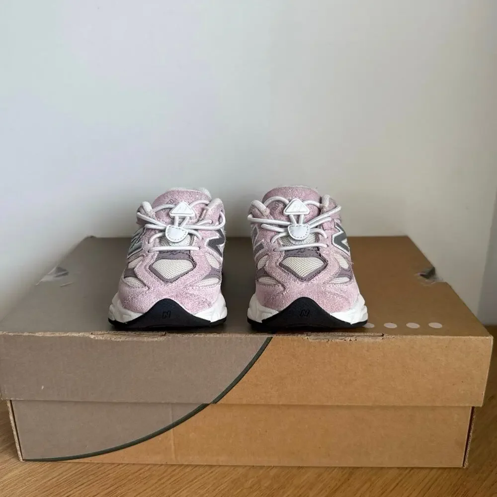 New Balance 9060 ‘Rose Sugar’ Toddler Sneakers- SZ 8 C